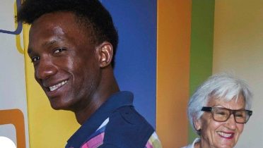 Berenar-Tertúlia. FOTO: Llar d'Avis de Sant Cugat