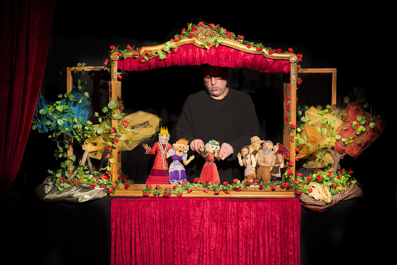 A la sala, les famílies poden gaudir d'espectacles de titelles FOTO: Cedida