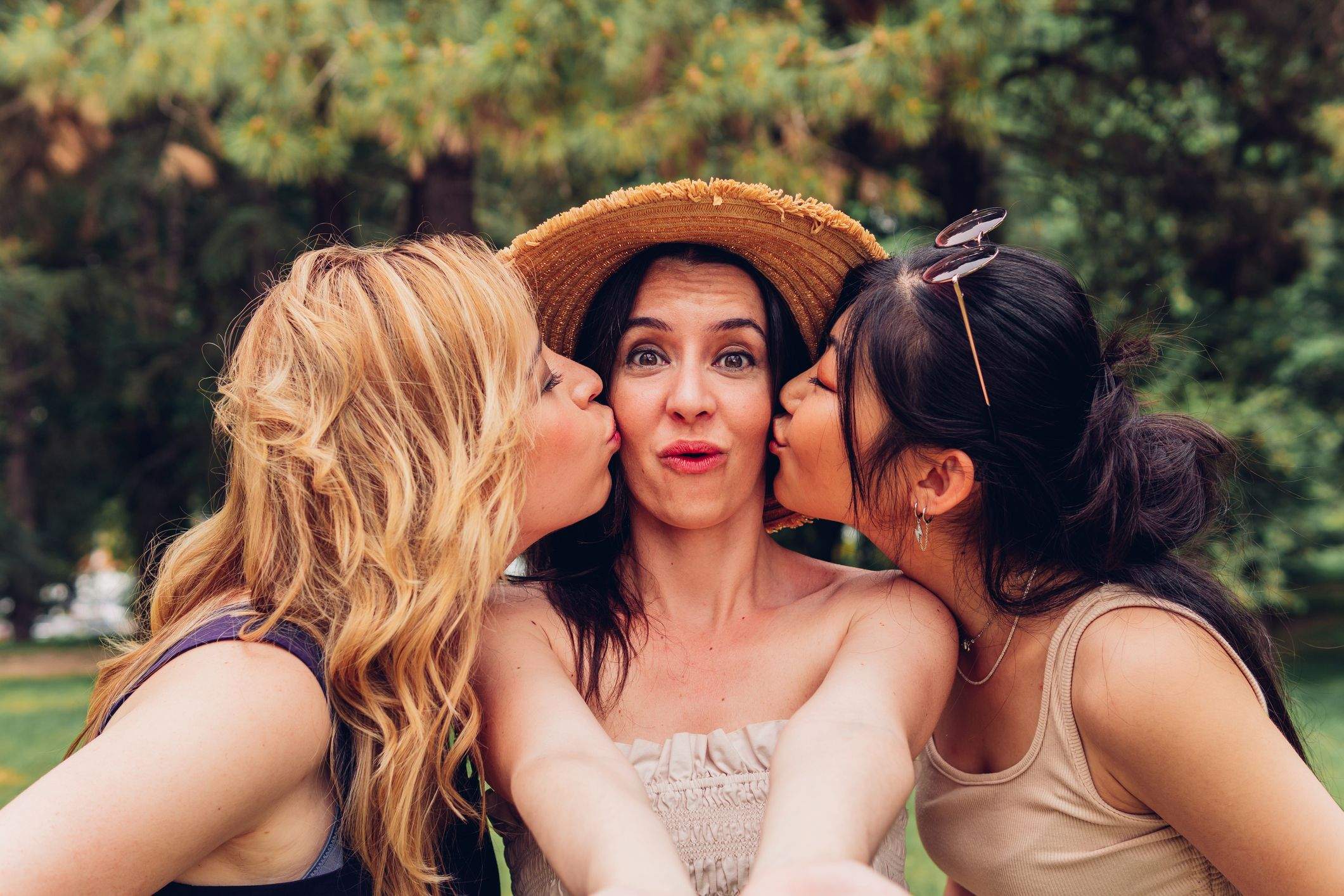 Els catalans fem petons. FOTO: istock.com