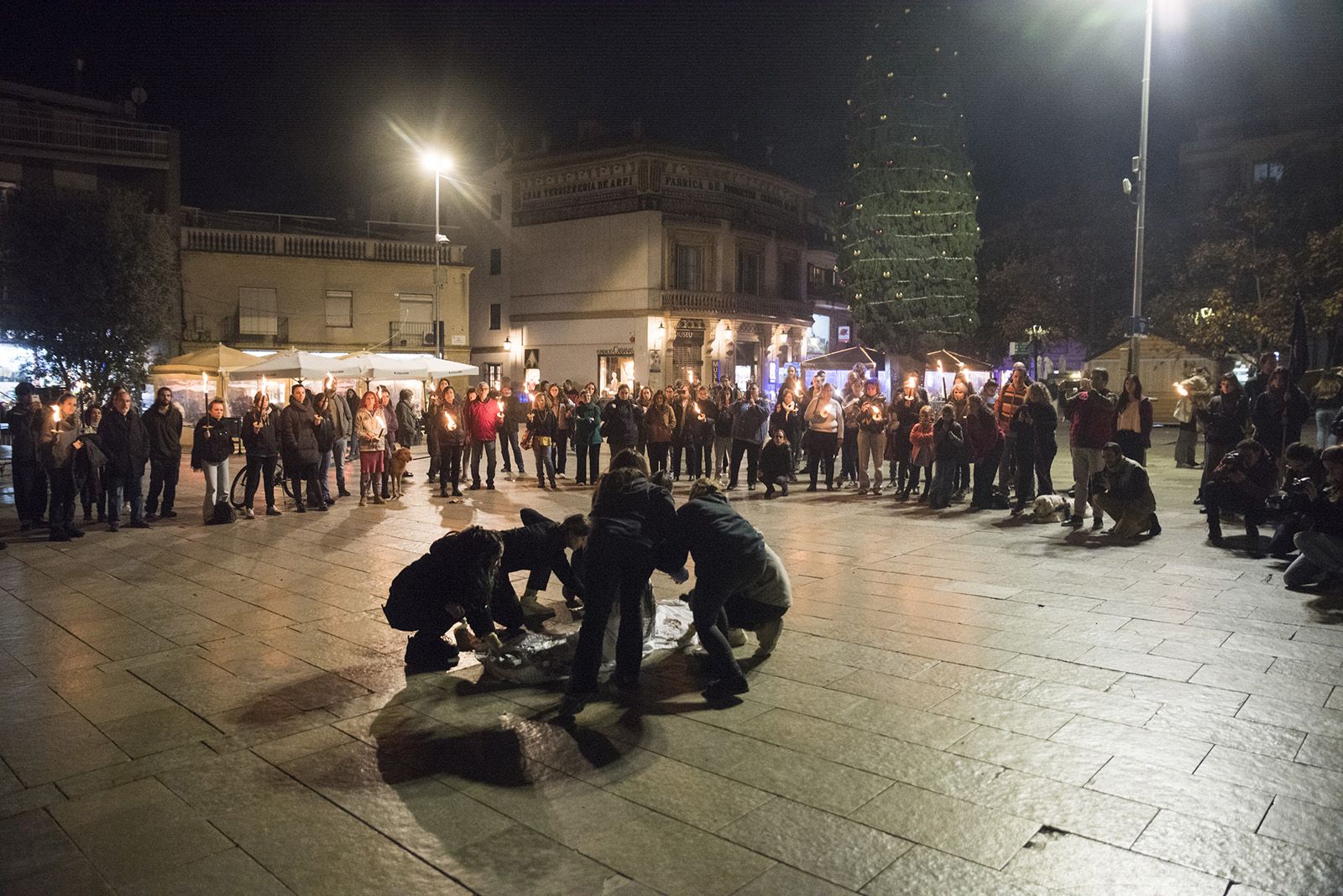 25 N. Dia Internacional contra la violència masclista 2022. Manifestació performance d'Hora Bruixa. FOTO: Bernat Millet.