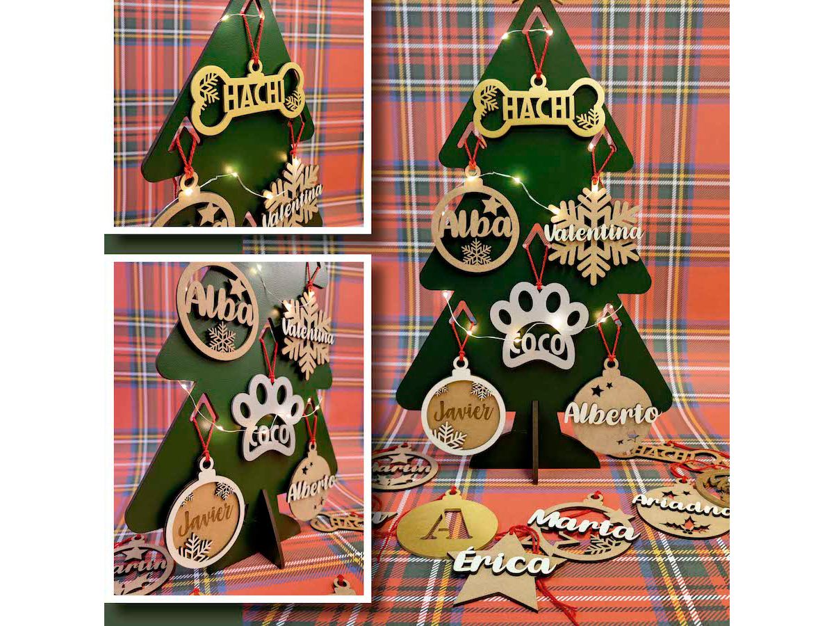 Arbre amb les boles de Nadal personalitzades a Decasa Pintures Sant Cugat. FOTO: Cedida