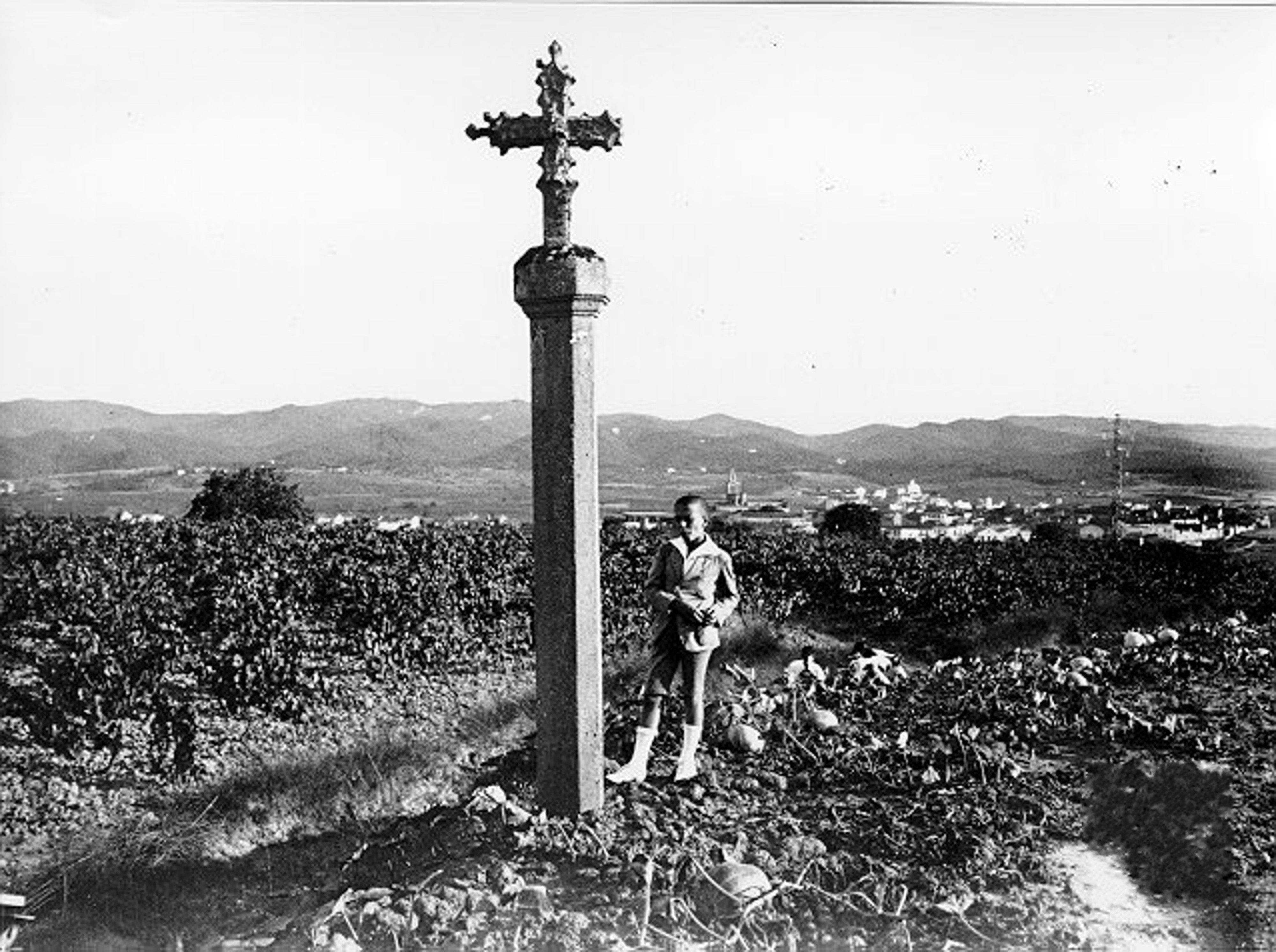 Creu de Coll Fava FOTO: Postals i Fotografies antigues de Sant Cugat del Vallès