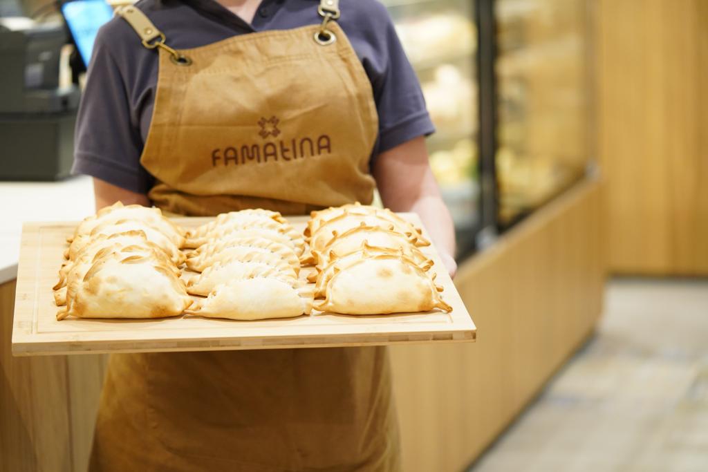 Empanades argentines 'tramezzinos' i molt més al local Famatina de Sant Cugat. FOTO: Cedida