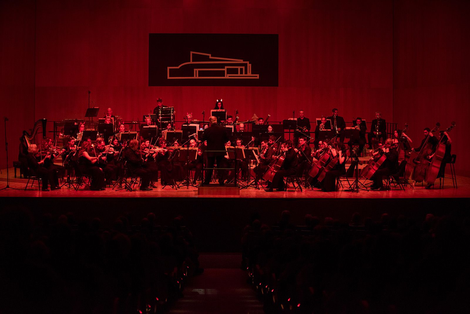 Concert de Valsos i Danses de l'Orquestra Simfònica Sant Cugat. FOTO: Bernat Millet.