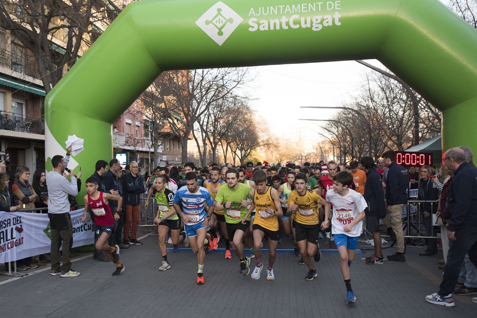 Tret de sortida de la 2a Cursa del Gall de 5k. FOTO: Bernat Millet.