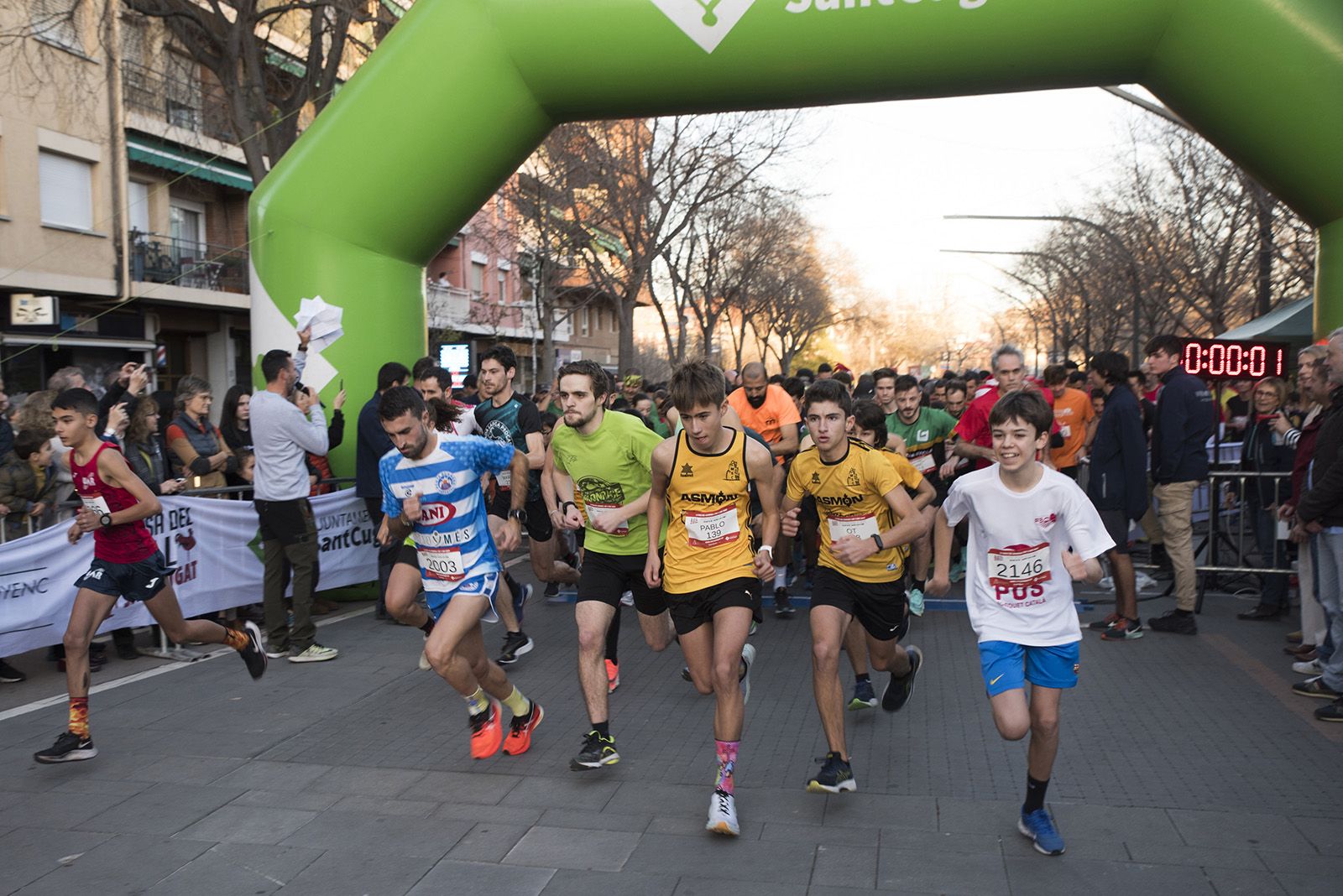 Tret de sortida de la 2a Cursa del Gall de 5k. FOTO: Bernat Millet.