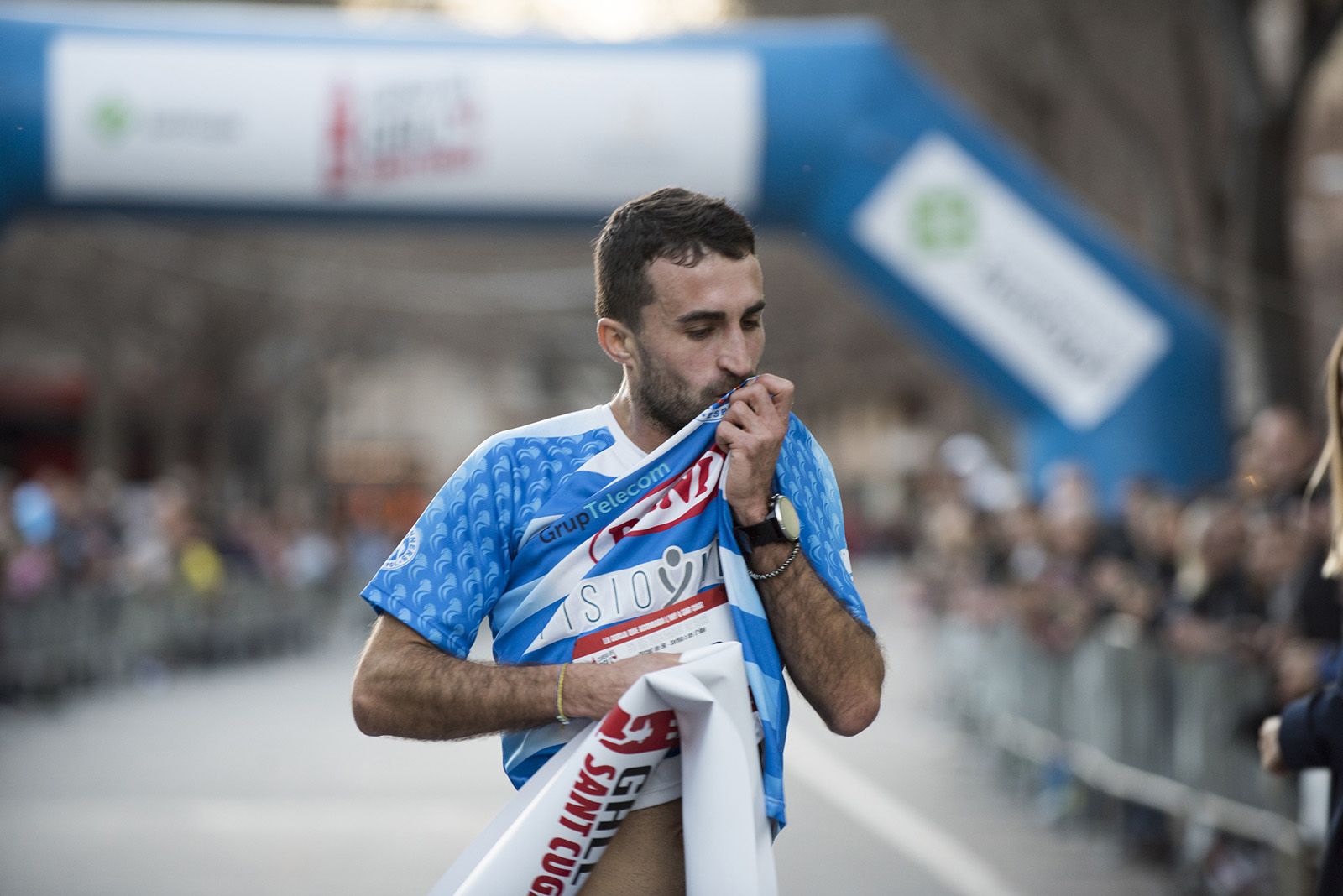 El guanyador, Pepe Diaz, de la Cursa del Gall de 5k. FOTO: Bernat Millet.