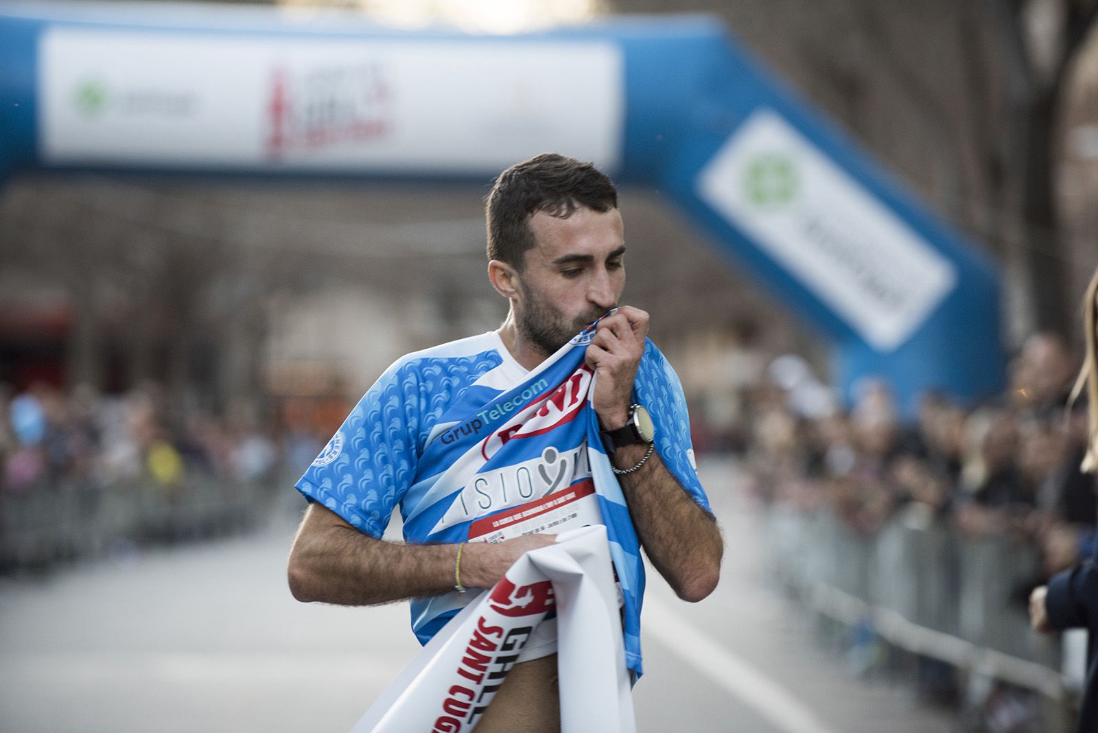 El guanyador, Pepe Diaz, de la Cursa del Gall de 5k. FOTO: Bernat Millet.