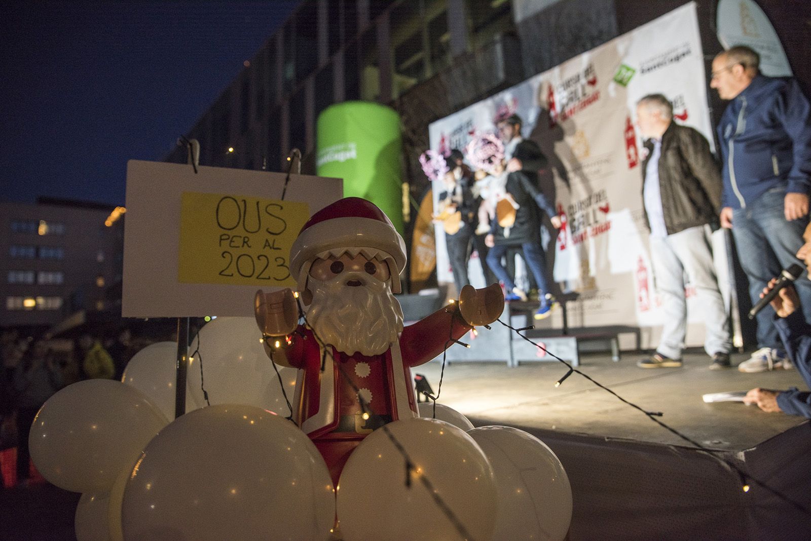 Entrega de premis de la categoria millor carrossa de la Cursa del Gall de 5k. FOTO: Bernat Millet.
