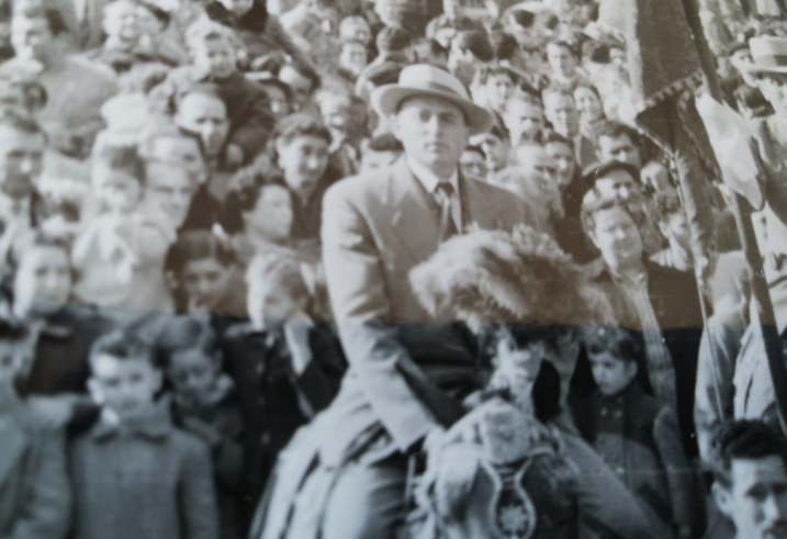 Pere Pujol, en la Rua dels Tres Tombs, i és que va estar molt vinculat amb les festes de Sant Antoni Abat. FOTO: Cedida