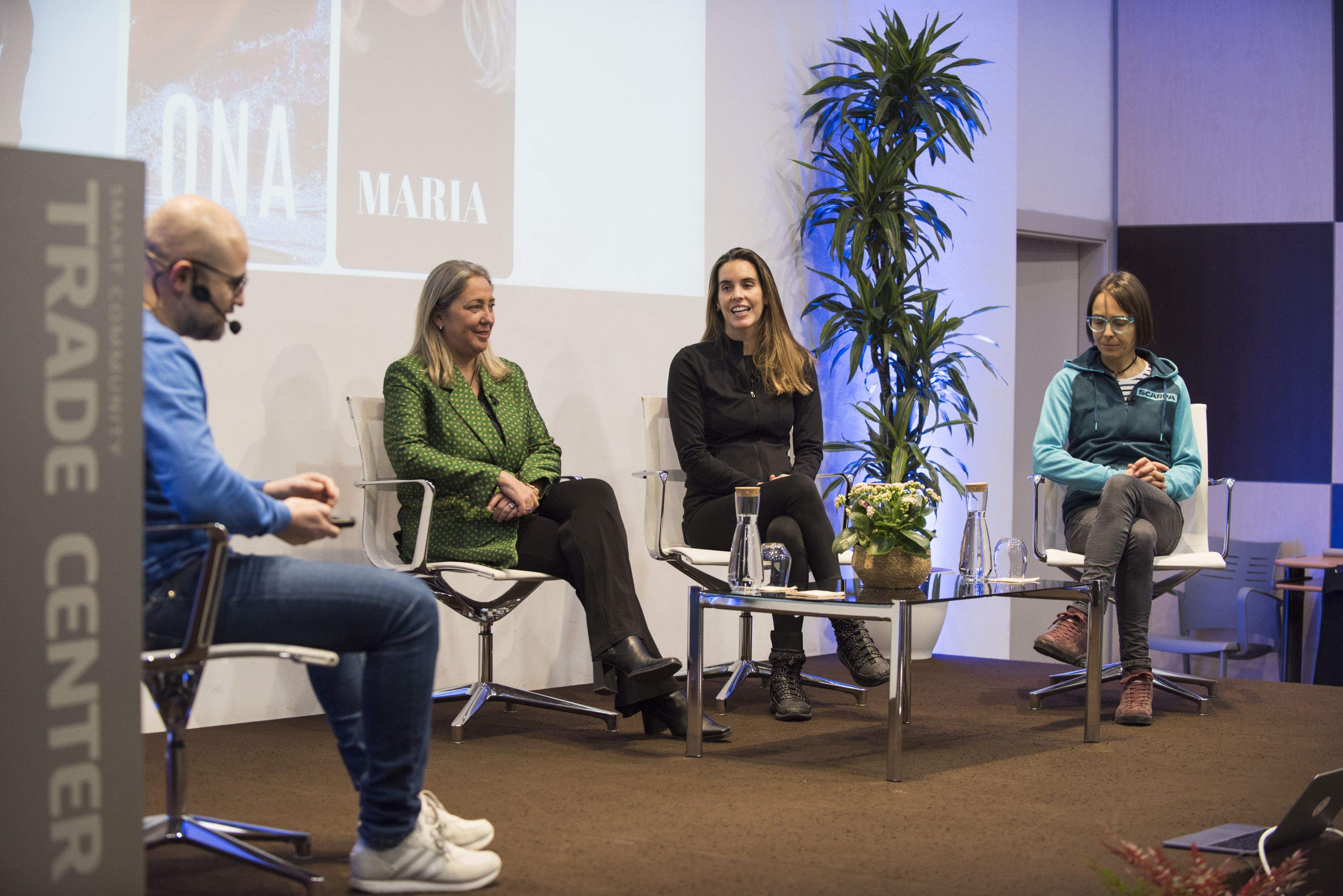 La xerrada va girar entorn de la maternitat FOTO: Bernat Millet