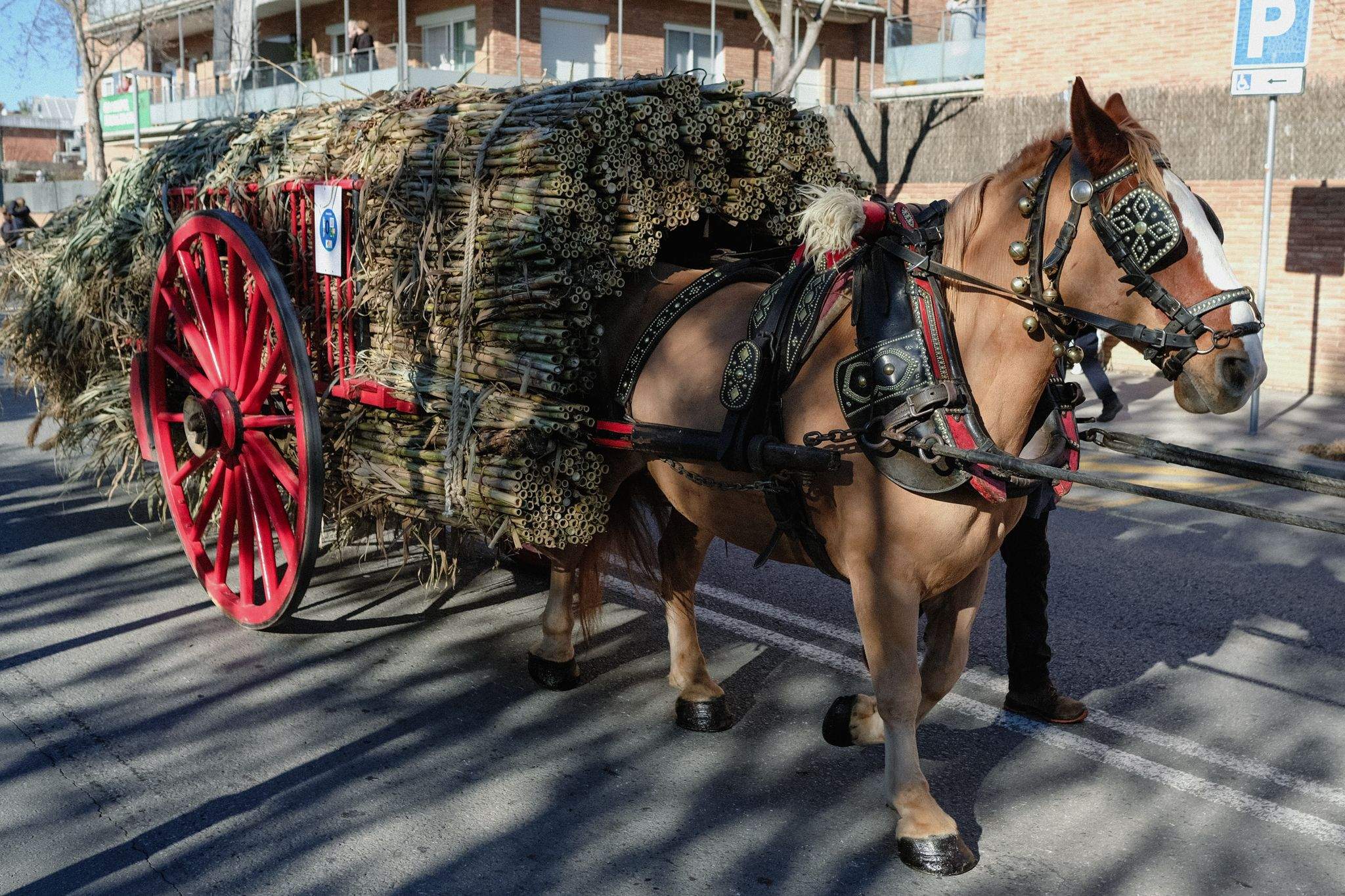 Inici de la Rua del Tres Tombs. FOTO: Ale Gómez
