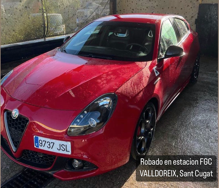 El cotxe robat a Valldoreix FOTO: Cedida