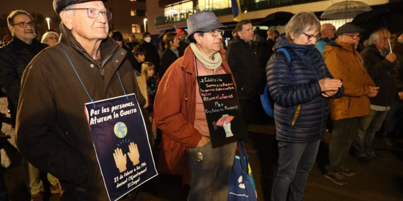Concentració en contra de la guerra d'Ucraïna. Foto: Ajuntament