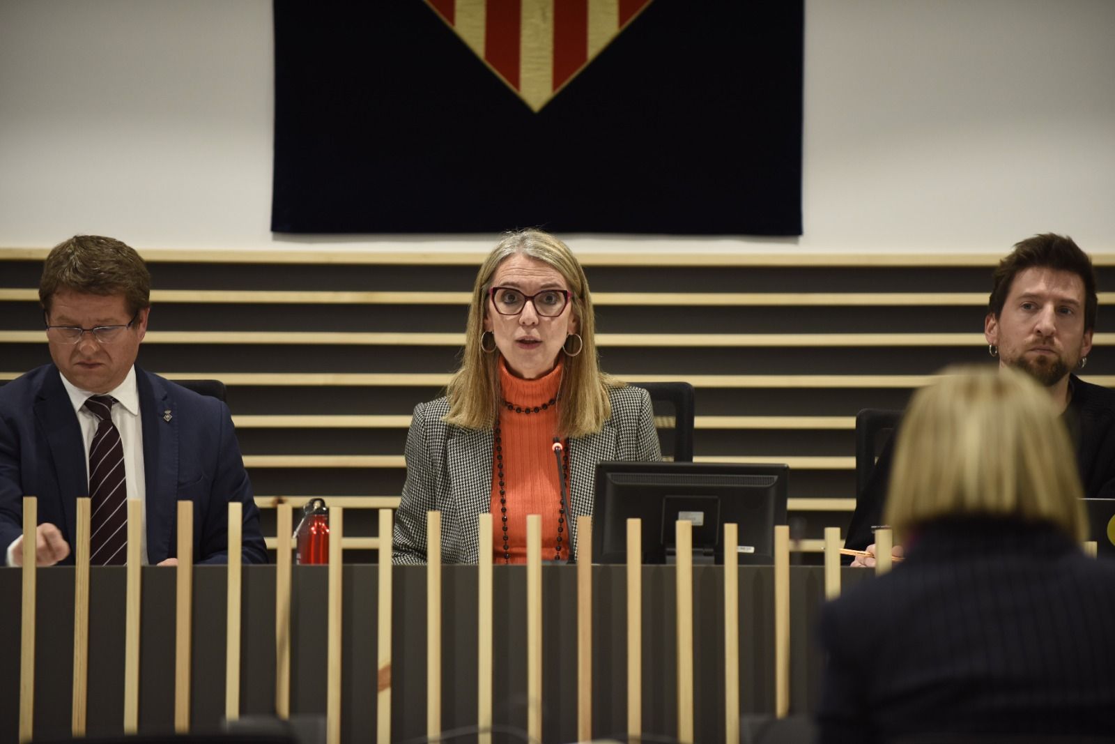 L'alcaldessa de Sant Cugat, Mireia Ingla (ERC); amb els tinents d'alcaldia Pere Soler (PSC) i Marco Simarro (CUP) FOTO: Bernat Millet
