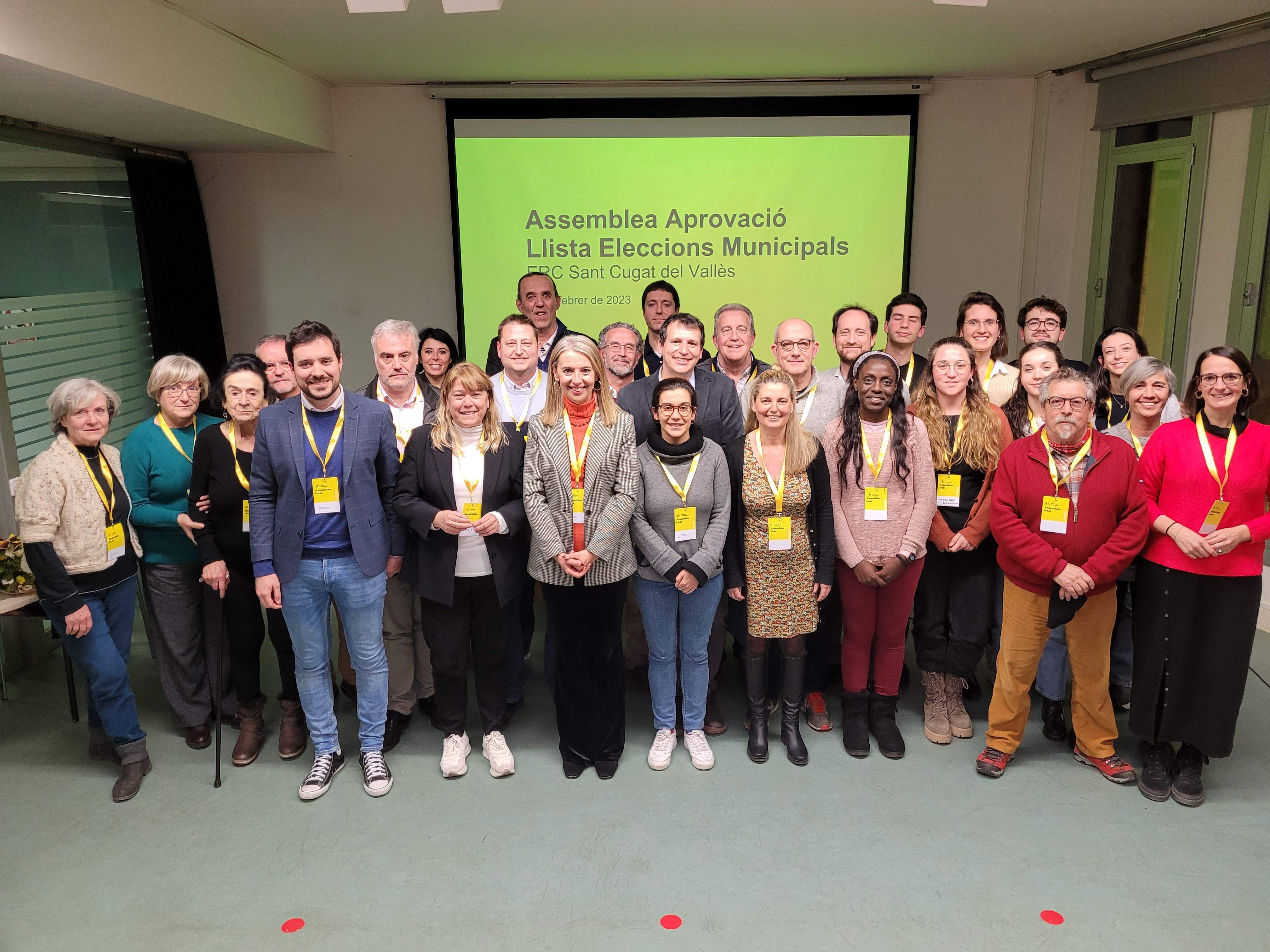 Els membres de la candidatura en l'assemblea FOTO: Cedida