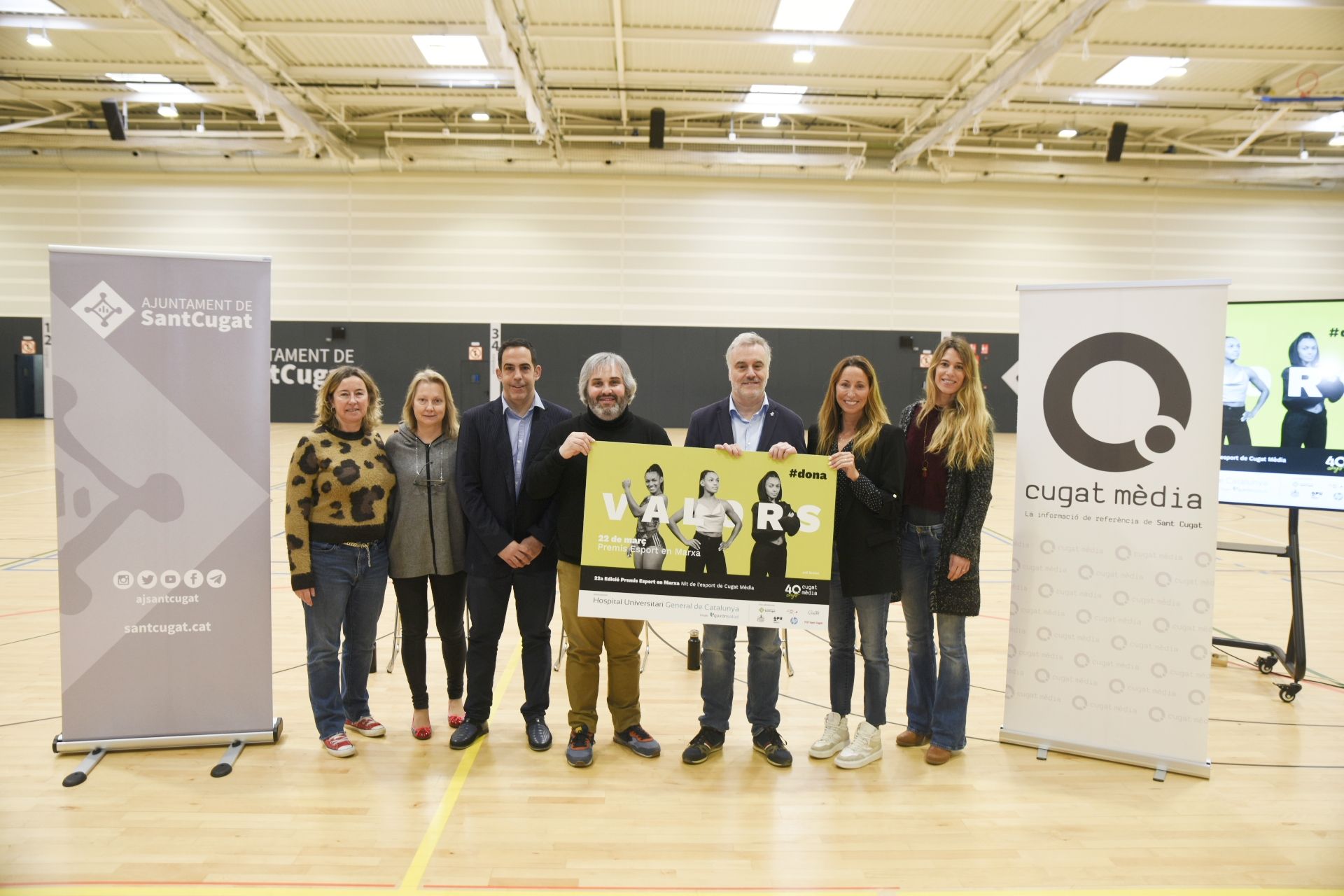 Presentació dels premis Esport en Marxa amb els organitzadors i col·laboradors