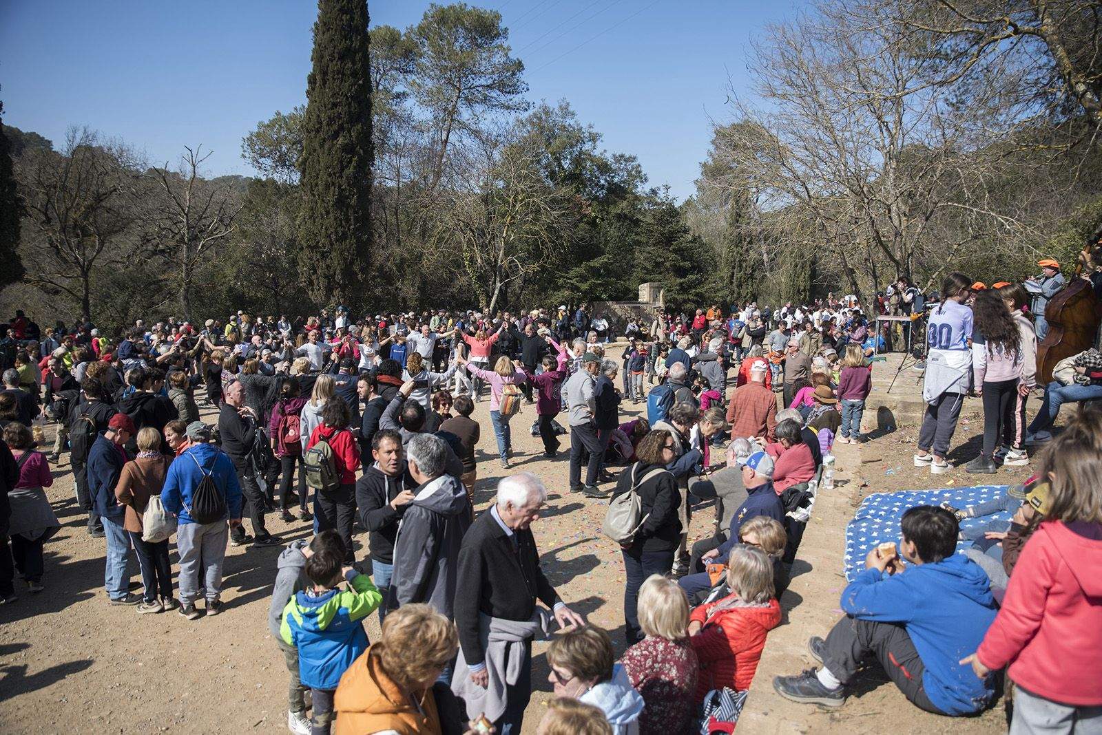 Sardanes de Sant Medir. FOTO: Bernat Millet.