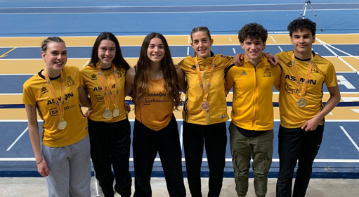Rodríguez, Romeva, Santacana i Artigas, d'esquerra a dreta, van ser els atletes del Muntanyenc Sant Cugat que van aconseguir medalla en el Campionat de Catalunya. FOTO: Cedida