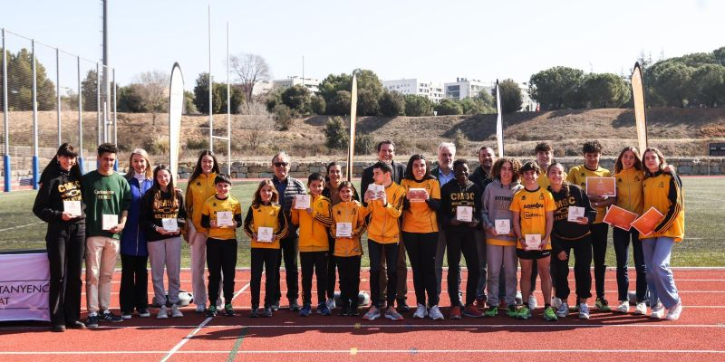 El Club Muntanyenc Sant Cugat ha premiat els millors atletes de la secció de la temporada passada. FOTO: Ajuntament