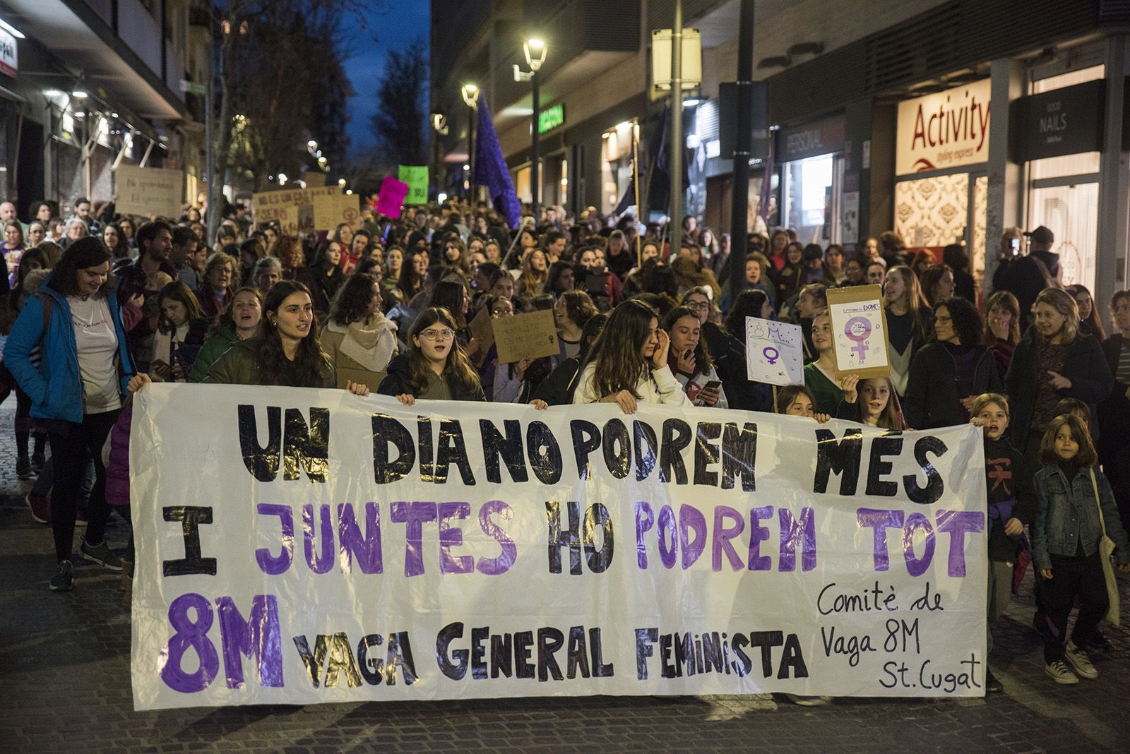 Manifestació 8M a Sant Cugat. FOTO: Bernat Millet.