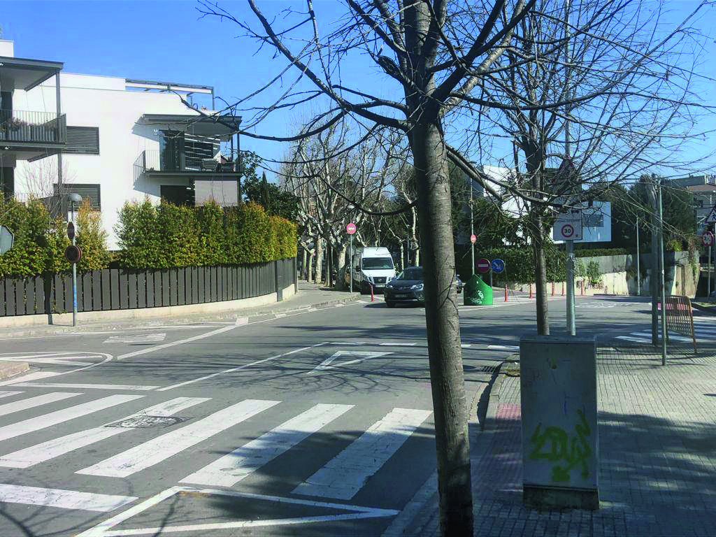 El passeig d’Olabarria amb el passeig de Valldoreix. FOTO: Cedida