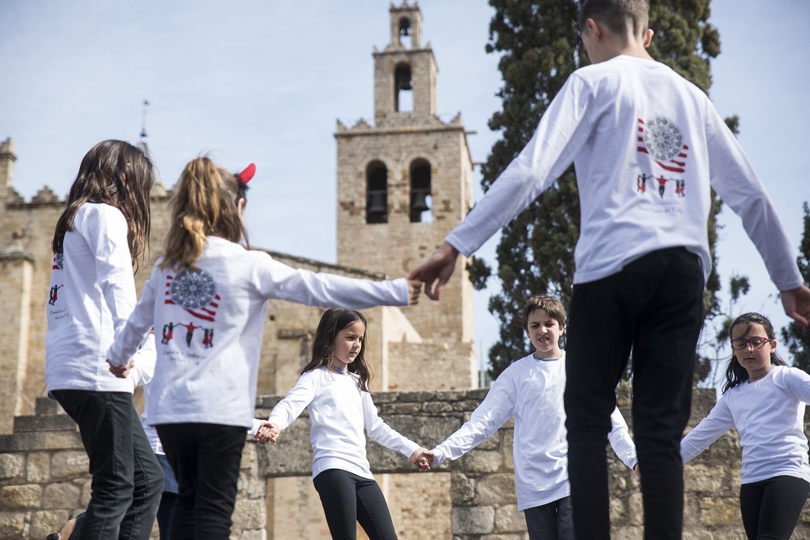 Acte commemoratiu  'La festa de l'Aplec de Sant Medir', a càrrec del Taller Jeroni de Moragas. FOTO: Bernat Millet.