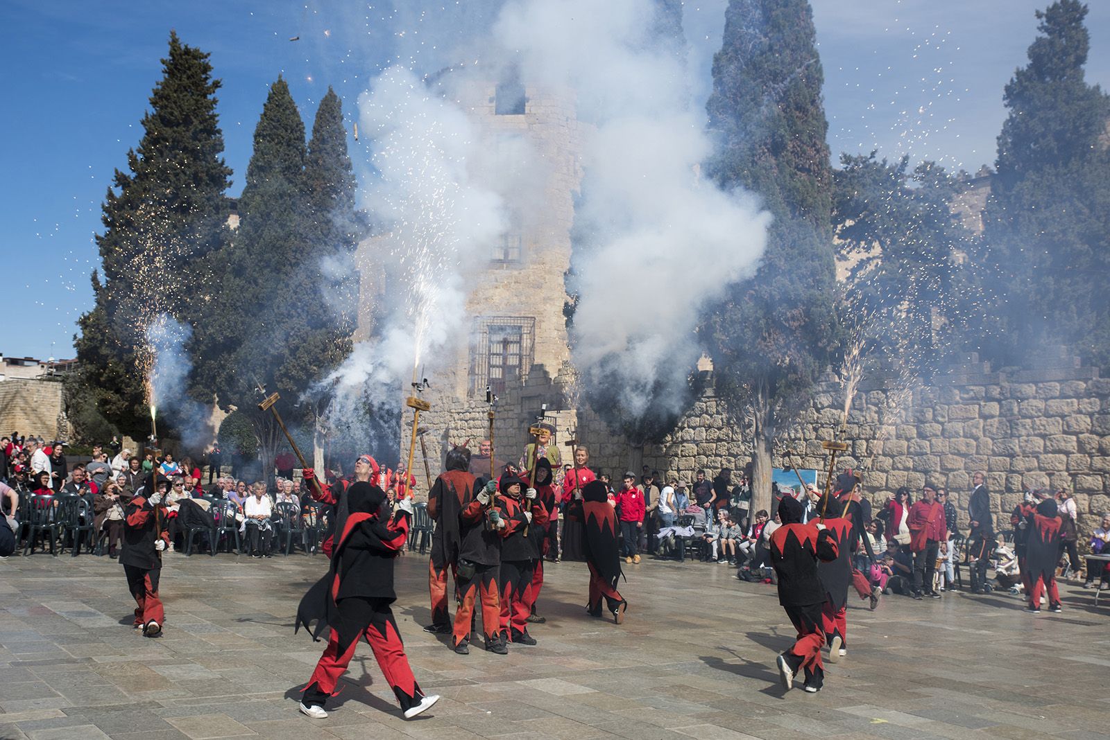 Acte commemoratiu  'La festa de l'Aplec de Sant Medir', a càrrec del Taller Jeroni de Moragas. FOTO: Bernat Millet.
