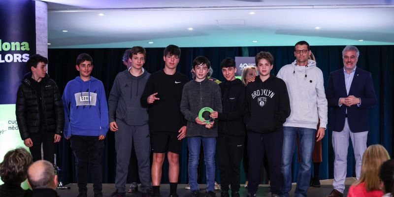 Millor equip escolar. Equip aleví masculí d'handbol de l'escola la Floresta (premis Esport en Marxa 2023)