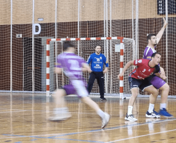 L'Handbol Sant Cugat va guanyar vers el Sant Martí Adrianenc en un partit que estava ajornat. FOTO: Cedida