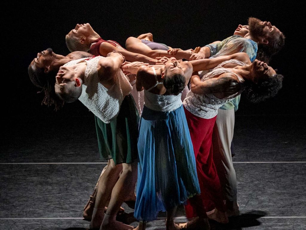 Crea Dance Company by Maria Rovira