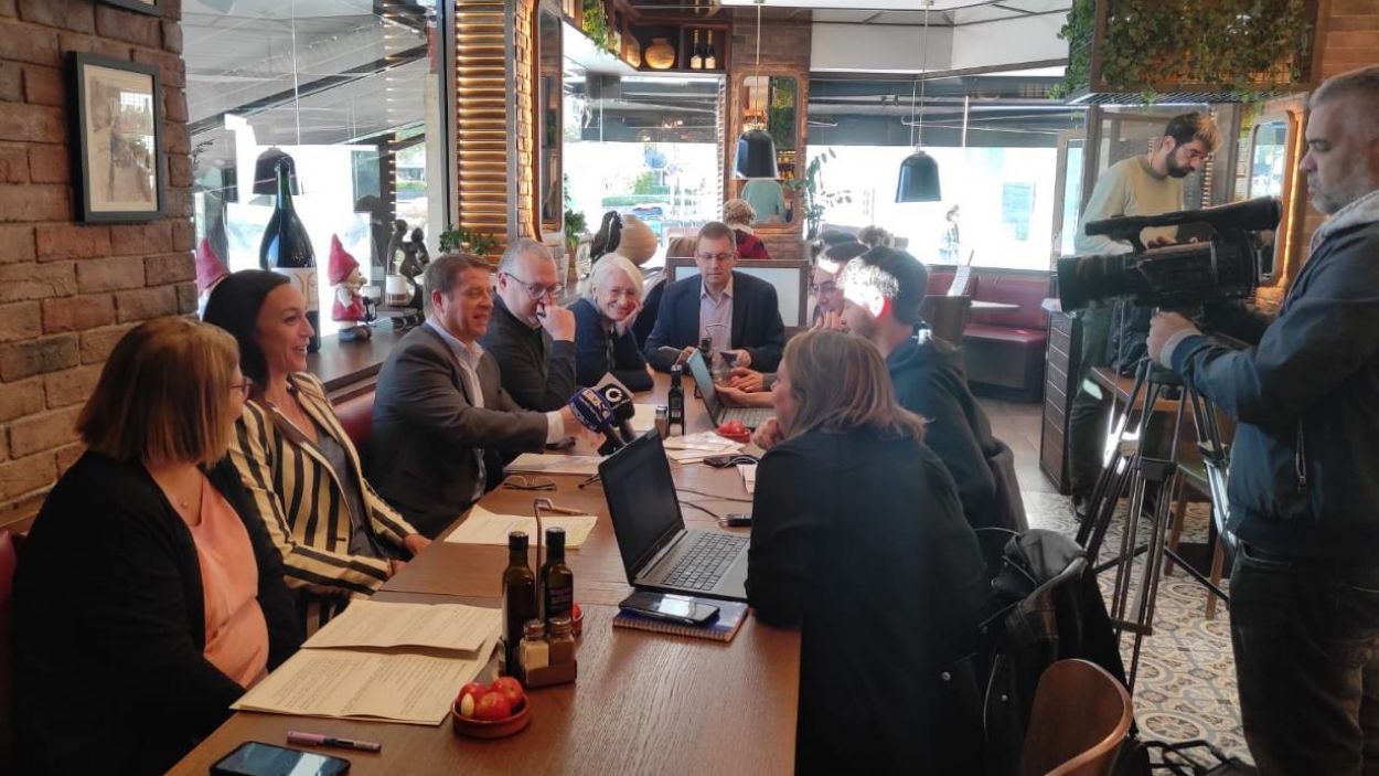 Esmorzar amb la premsa a la Flama de La Bolera. FOTO: Cedida