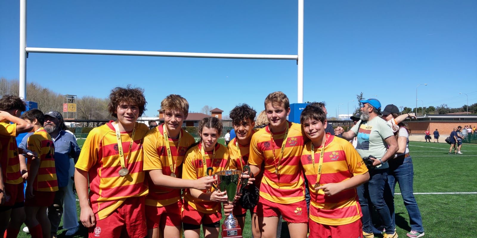 Els Jugadors santcugatencs de la selecció: Joaquín Ferradas, Pol Sucarrats, Lucia Ripol, Isac Machado, Yago Leconte i Luca Centeno FOTO:CRSC