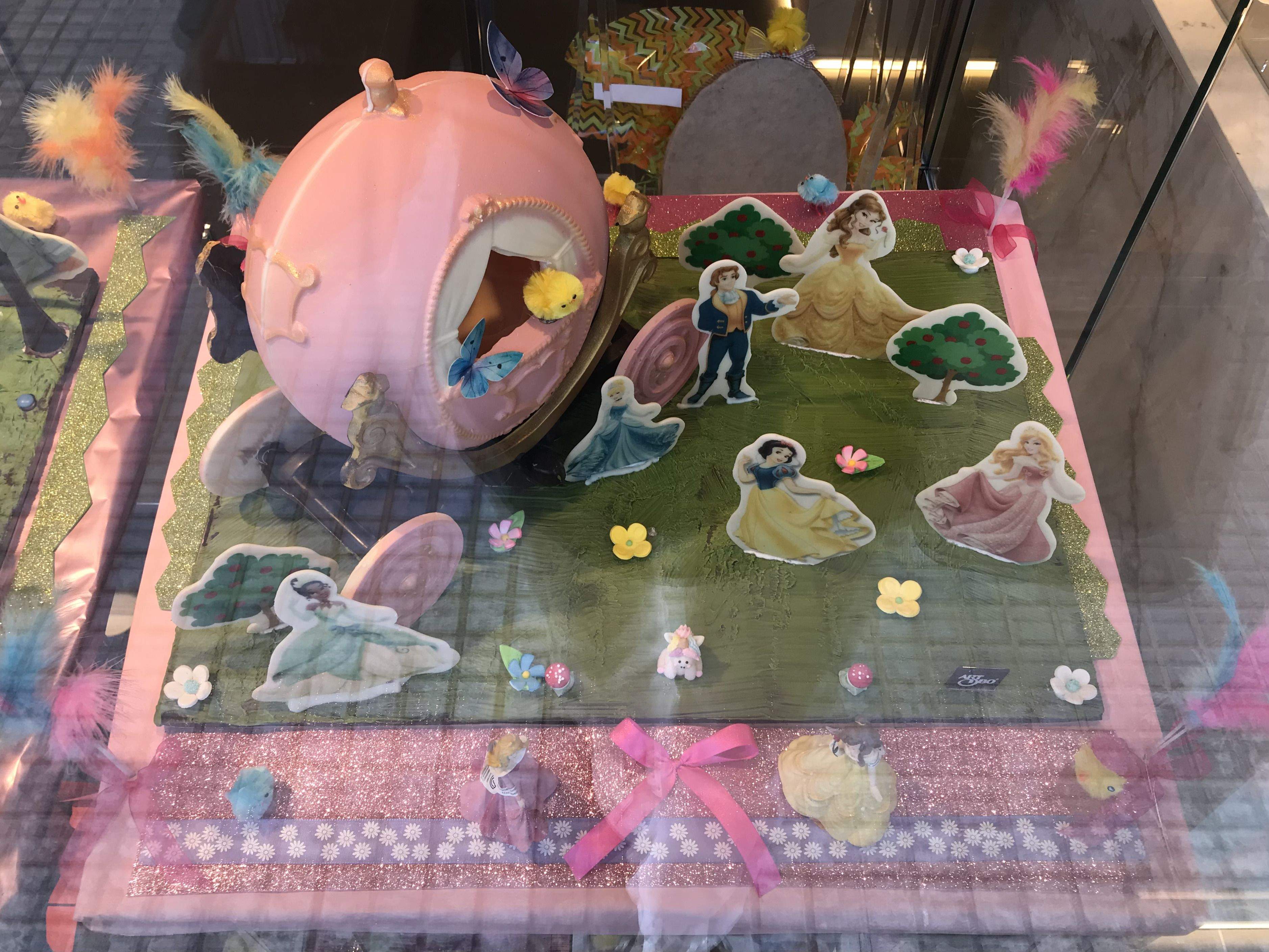 Mona de Pasqua d'Art Bo FOTO: TOT