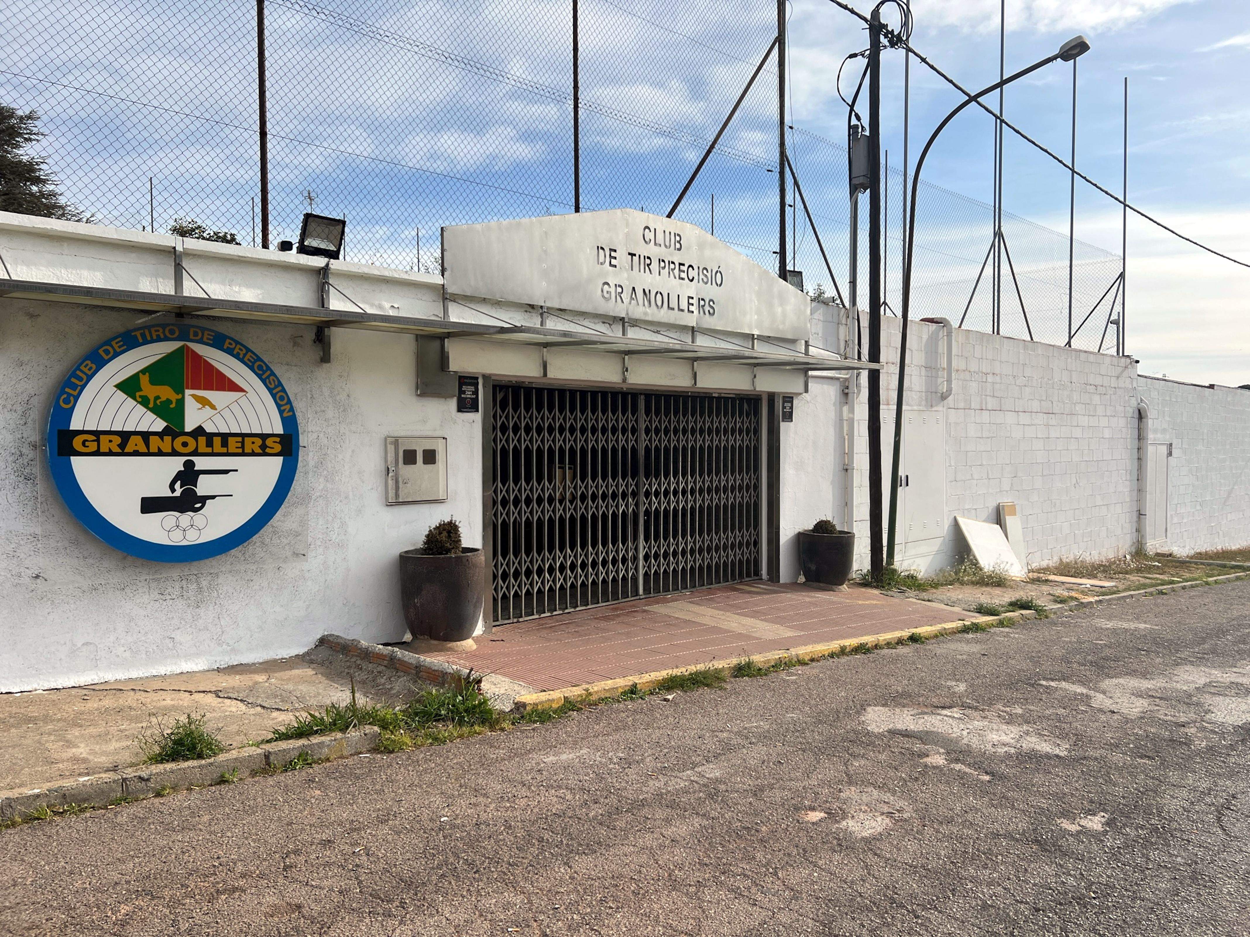 Exterior del local de tir Precisió Granollers. FOTO: ACN