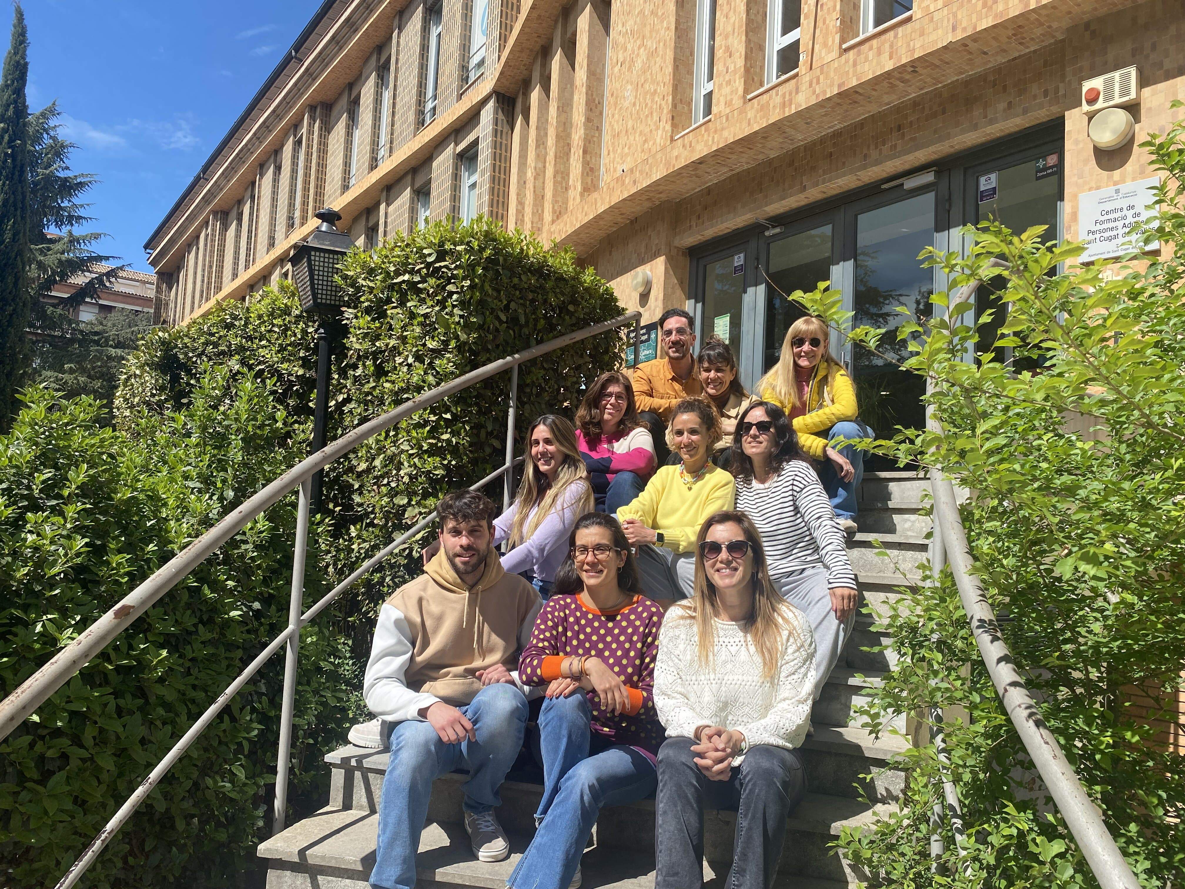 Membres de la Taula de Dansa amb la tinenta d'alcaldia de Cultura, Esther Madrona. FOTO: Jan Romaní