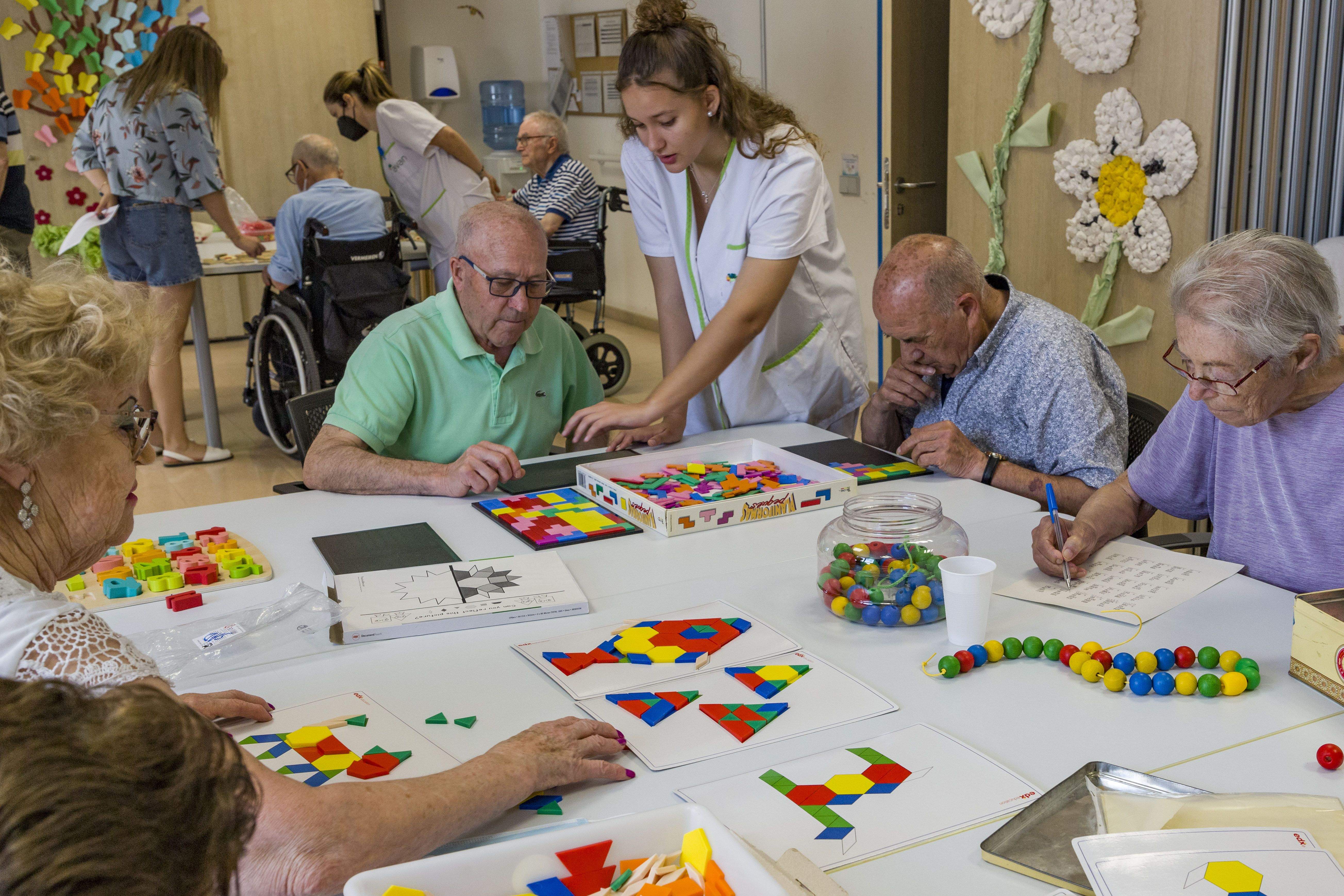 Activitat de lleure per a persones amb Pàrkinson FOTO Avan