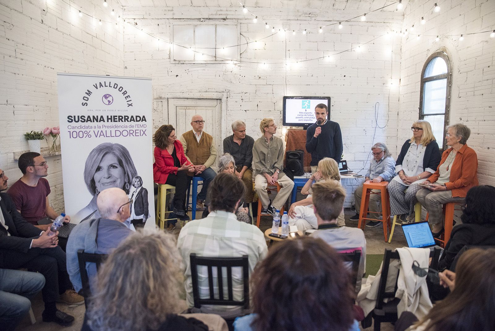 Presentació de la candidata Susana Herrada per Som Valldoreix  FOTO: Bernat Millet.