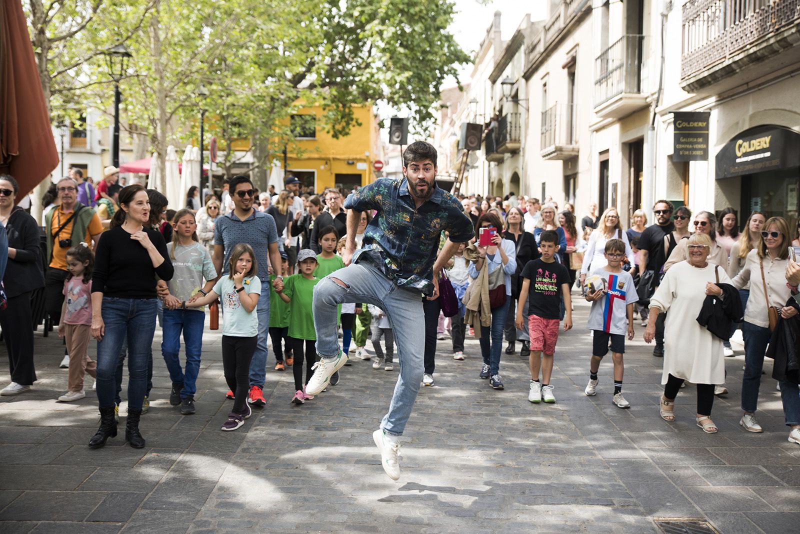 Dia Internacional de la Dansa:  El carrer dansa. FOTO: Bernat Millet.