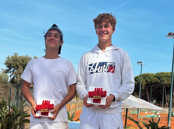 Giovanni Ciocca, a la dreta de la imatge, vencedor del Campionat de Catalunya de tennis en dobles. FOTO: Cedida