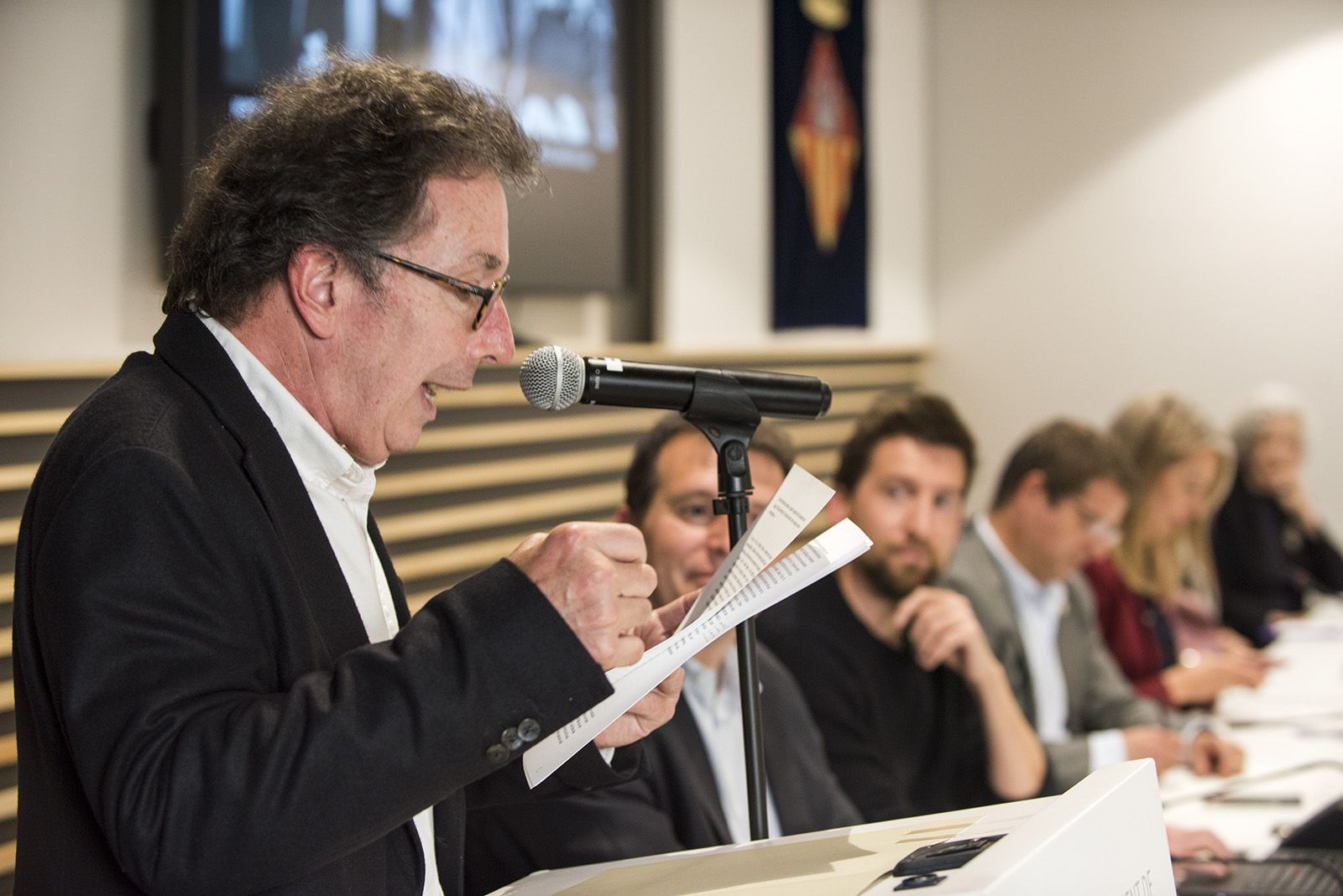 Nomenament com a fills predilectes de Sant Cugat de Marta Pessarrodona, Josep Pla Narbona i Àngels Ribé. FOTO: Bernat Millet.