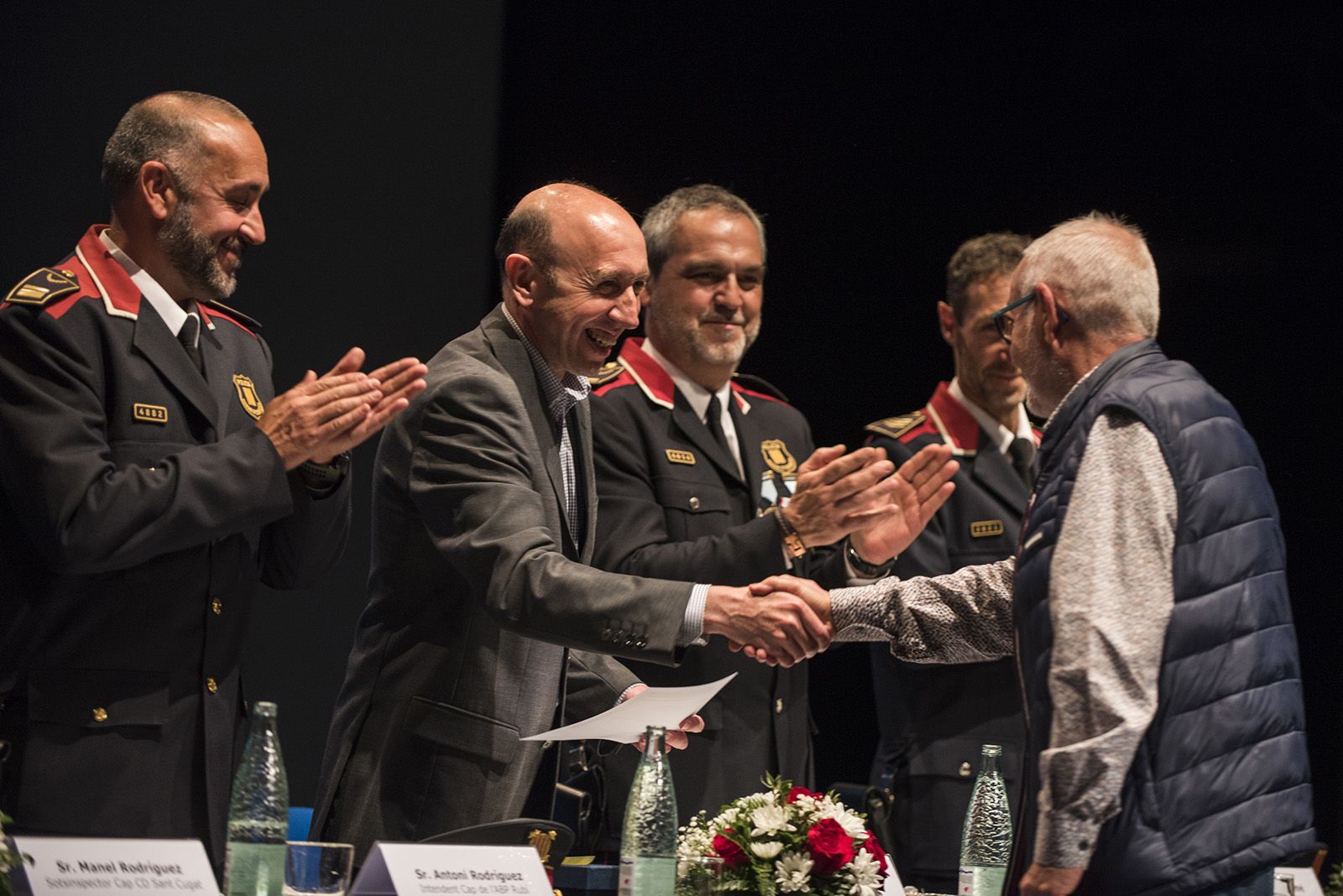 Celebració esquadres de l'Àrea Bàsica Policial (ABP) de Rubi, Sant Cugat i Castellbisbal. FOTO: Bernat Millet.