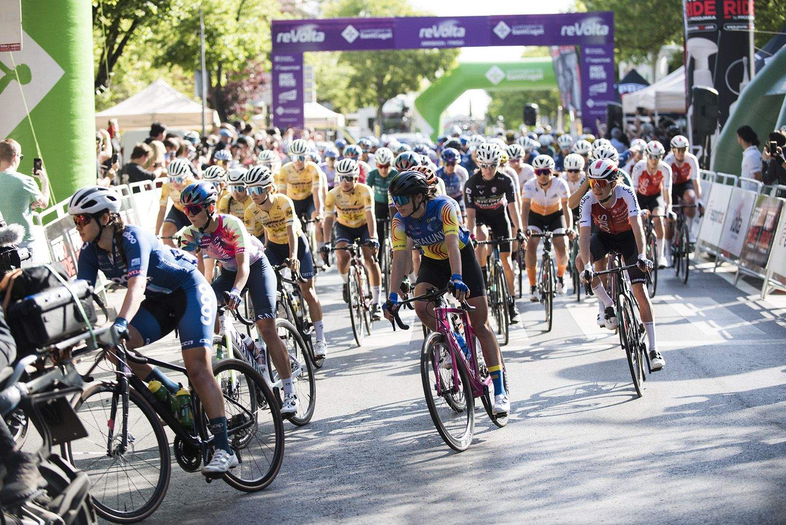 La 4a reVolta ha tornat a tenir punt de sortida i meta a Sant Cugat. FOTO: Bernat Millet.