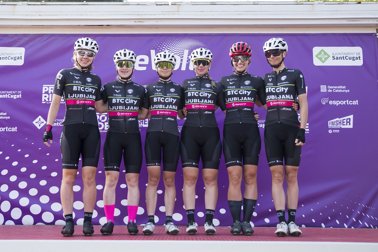 L'equip BTC City Ljubljana, d'Eslovènia, en la 4a reVolta. FOTO: Bernat Millet.