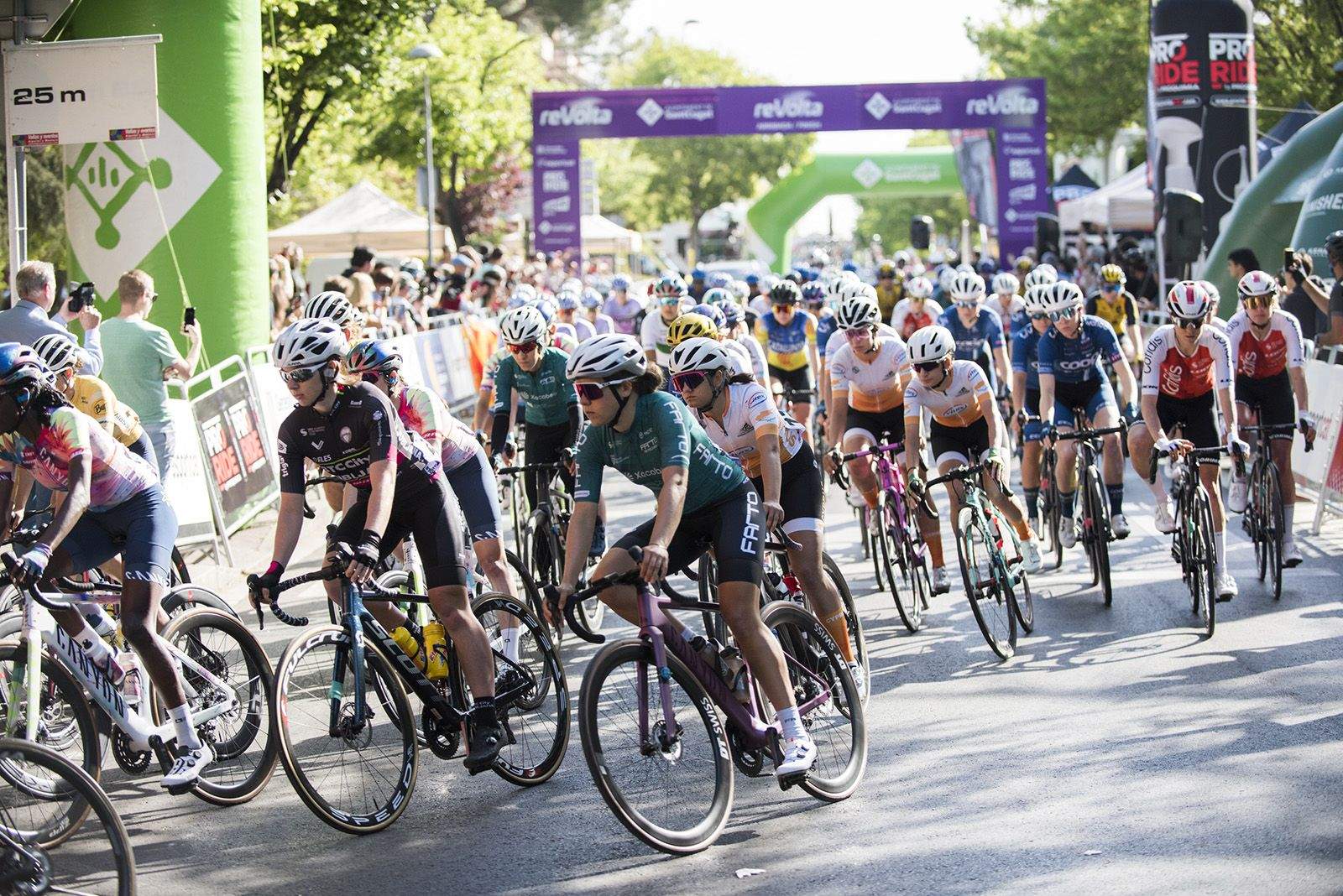 La 4a reVolta ha tornat a tenir punt de sortida i meta a Sant Cugat. FOTO: Bernat Millet.