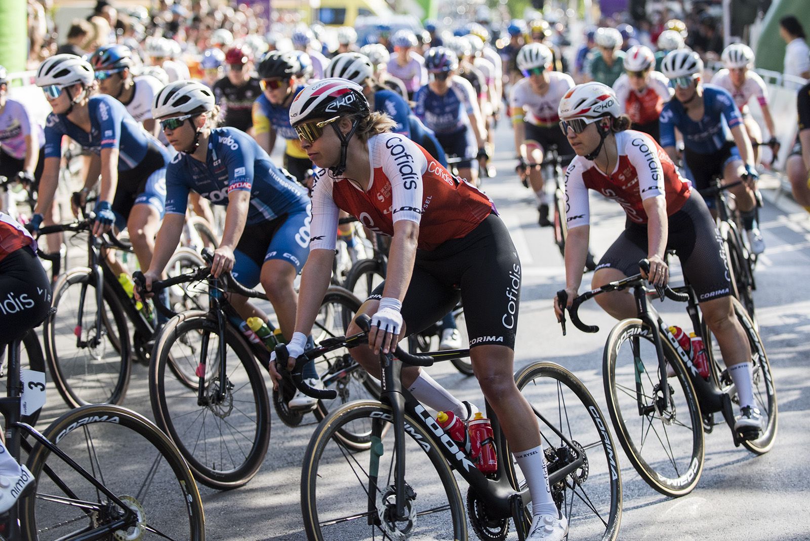 La 4a reVolta ha tornat a tenir punt de sortida i meta a Sant Cugat. FOTO: Bernat Millet.