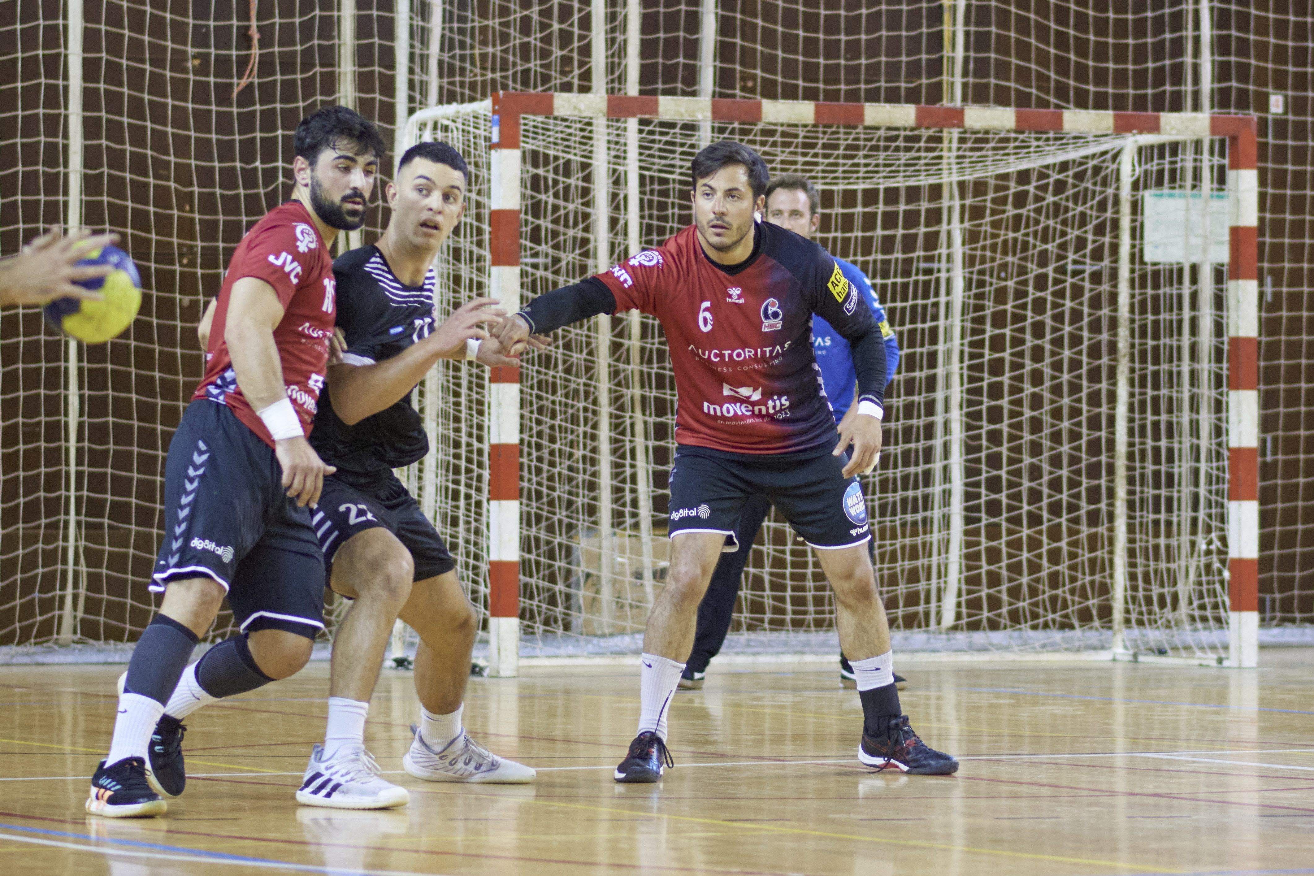 El Club Handbol Sant Cugat té l'opció de disputar les seves primeres fases d'ascens. FOTO: CH Sant Cugat