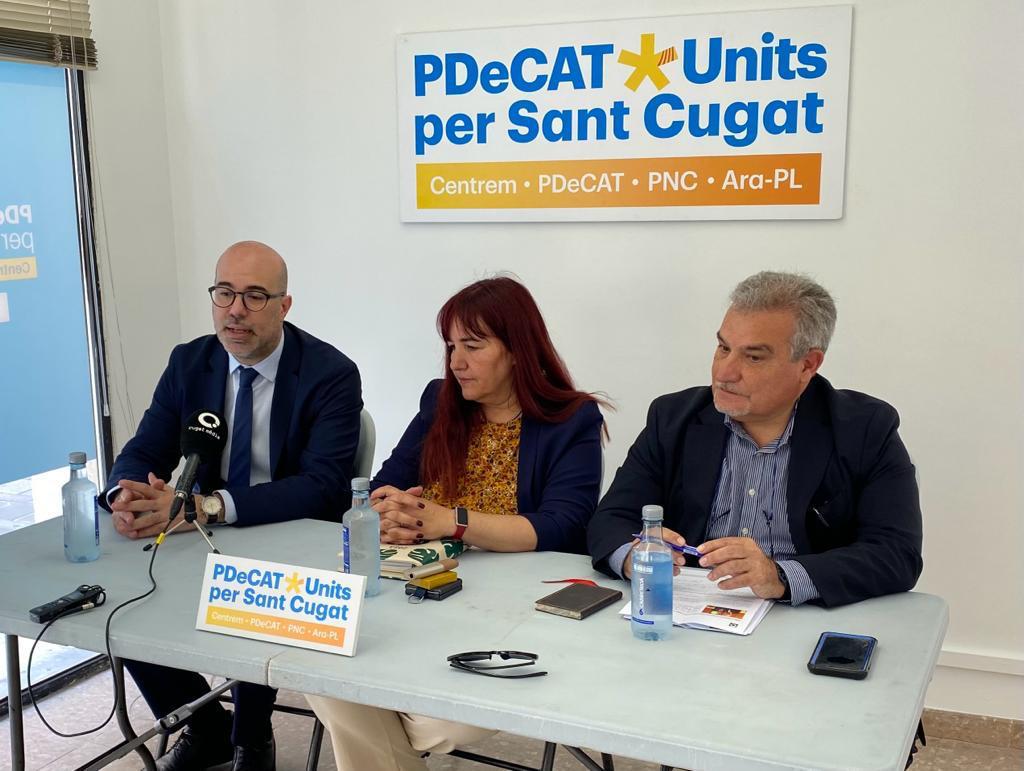Genís Boadella, Mayte Pérez i Joan Franquesa, d'esquerra a dreta, en la roda de premsa del PDeCAT. FOTO: Cedida