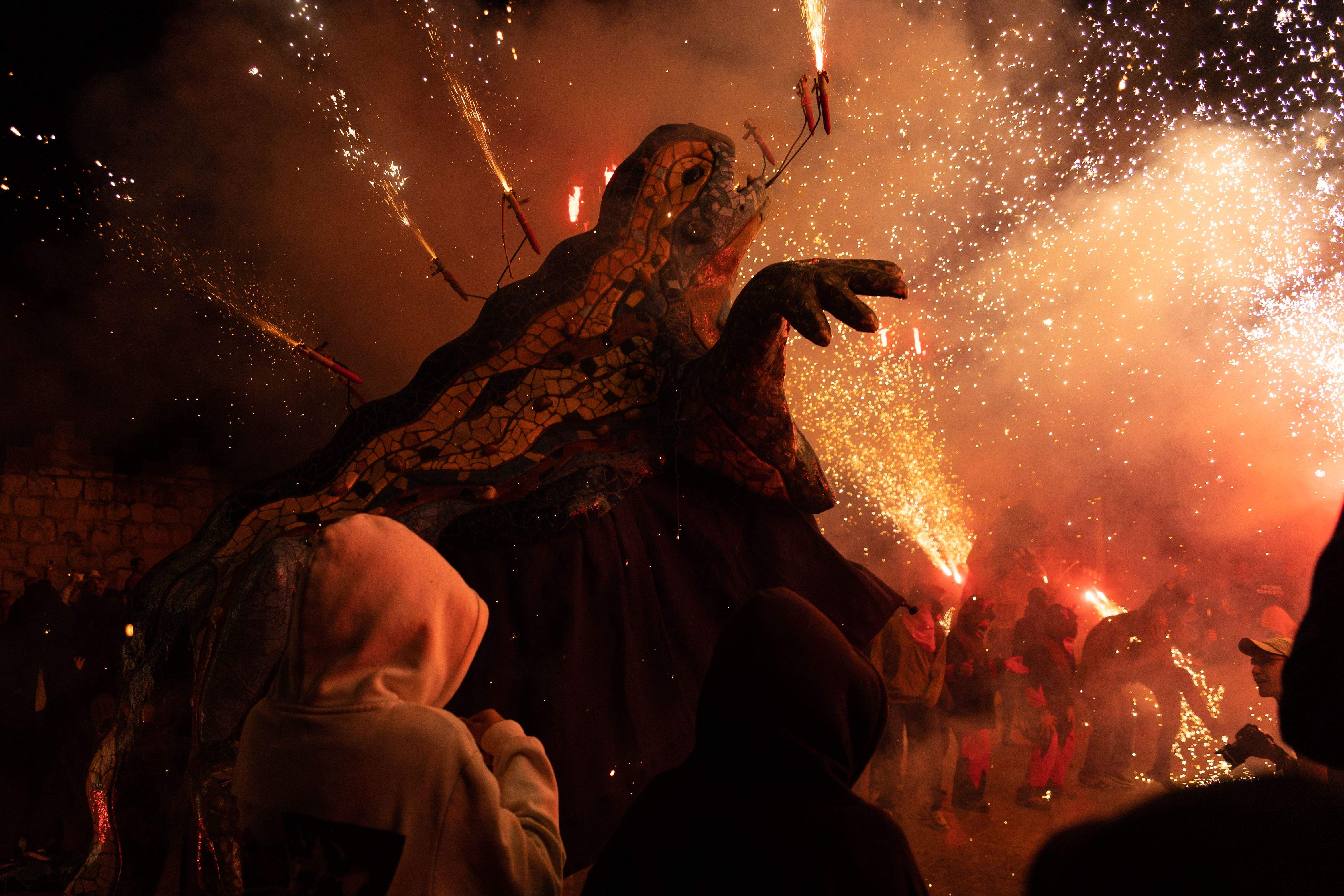 El correfoc de les bèsties. FOTO: Maria Canamases