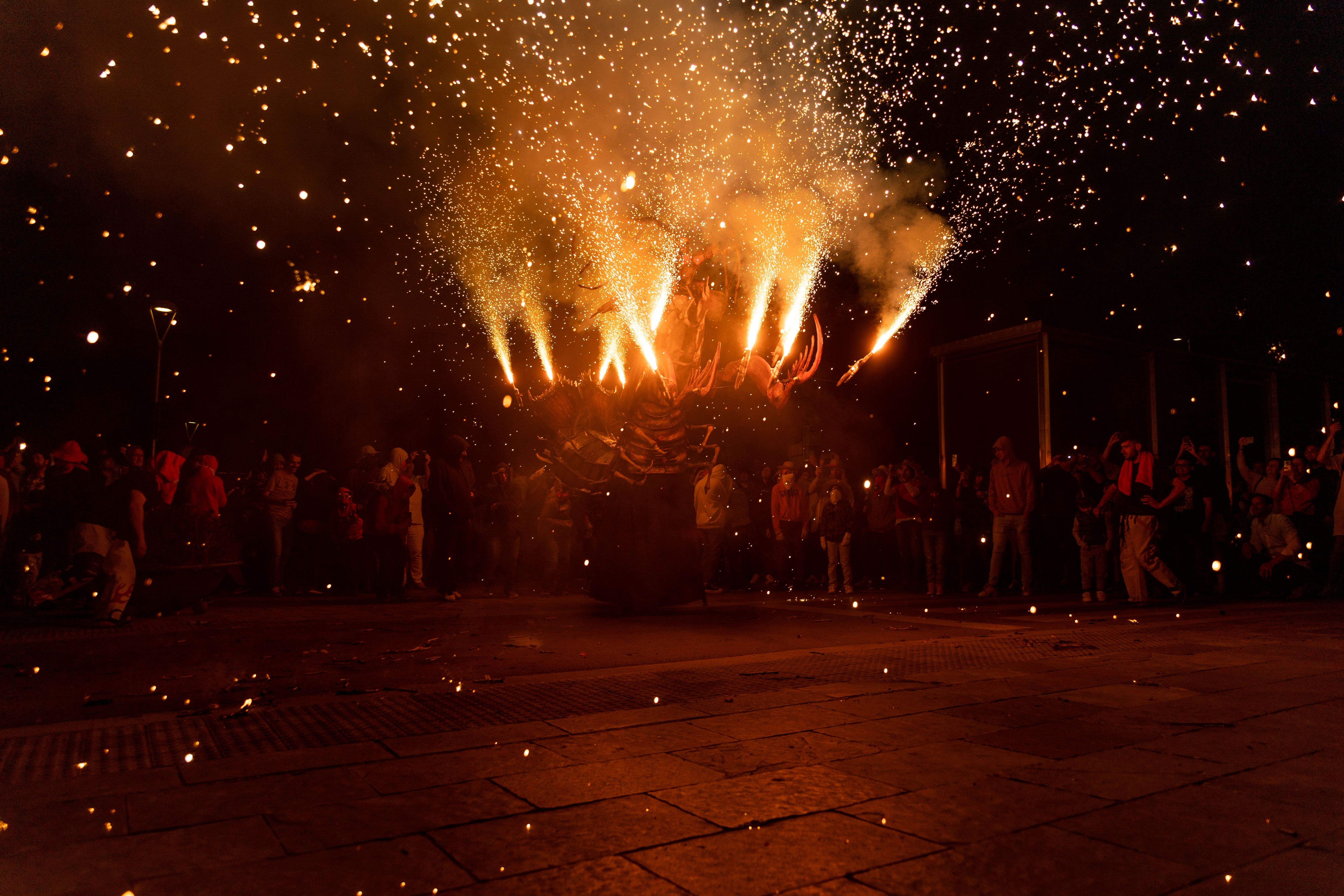 El correfoc de les bèsties. FOTO: Maria Canamases
